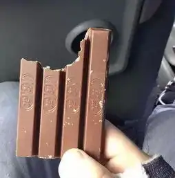 有内涵的图片快转发给你的强迫症朋友,大家一起来找茬