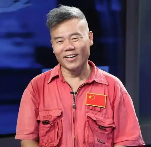 司马南到美国投资后还坚持天天骂老美,这算不算是人格分裂