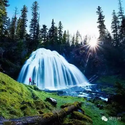 那人那车那景,就是那么的美