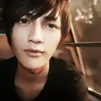 想问下我这个头发烫什么发型比较好看