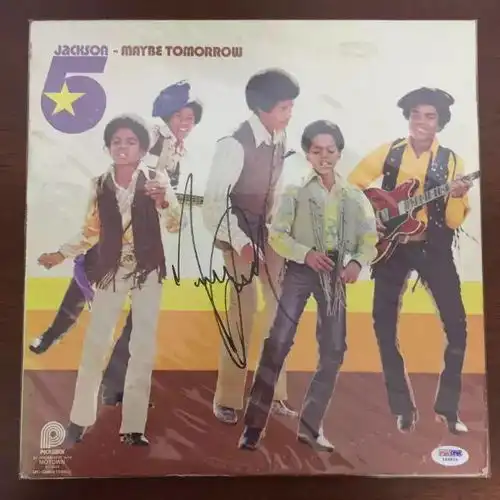 内蒙古呼和浩特纪念一代巨星迈克尔杰克逊诞辰60周年全球巡展巡演将于8月1419日首次空降维多利摩尔城举行