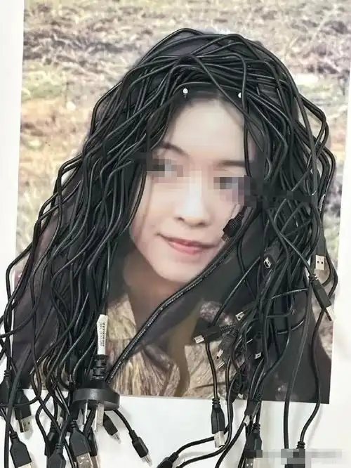 近视眼的世界是不是全是帅哥美女有时候看不清也挺好的哈哈哈哈哈