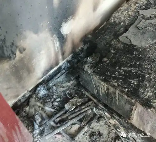 漯河又一起家中无人,突然起火大家都有这习惯,小心