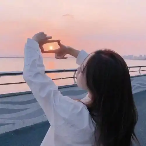 头像一波小众系列女生头像
