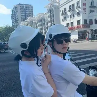 情侣头像心动的时候,万物复苏