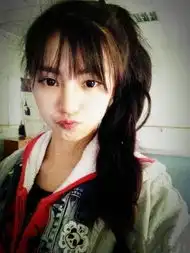 武大女神黄灿灿最新私照曝光清纯扮相引人眼球