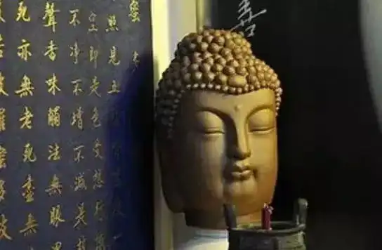 佛说心里的尘只能用心,才能消除