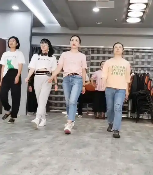 南京市玄武区抖音运营团队培训指南
