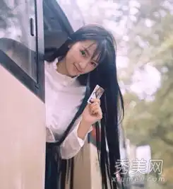 武大女神黄灿灿赏樱照走红长发及腰养眼