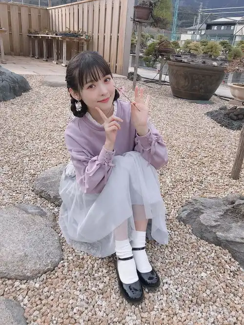 上坂堇sumireuesaka图片