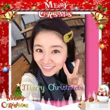 女星对镜自拍卖萌无底线