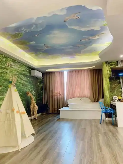 哇,萌化我的心168就可以住进这座主题酒店,一起观云海看繁星
