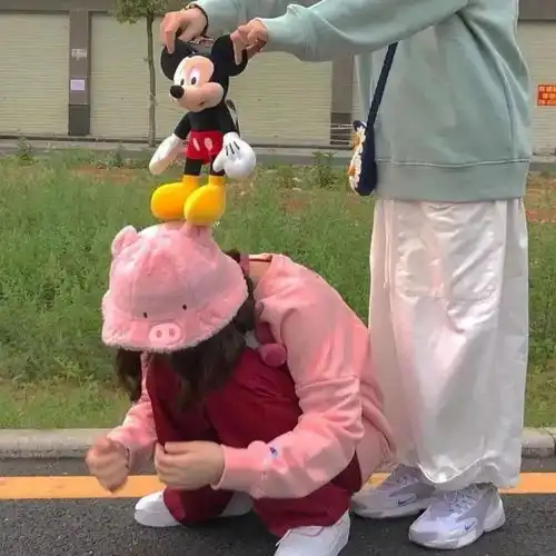 好看的头像记得换上哟
