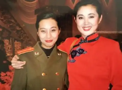 曾五次登上春晚,丈夫突然去世痛不欲生,今沦为路人