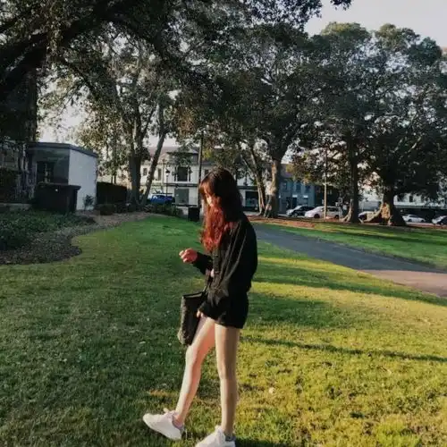 福利安静下来,感受纯粹的音乐人王啸坤