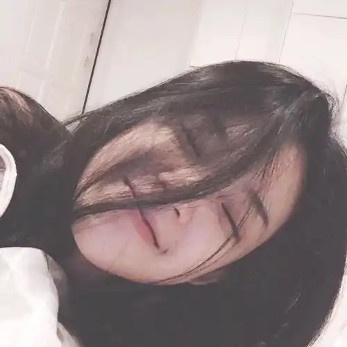 头像丨缠着你耽误你最后什么也给不了你