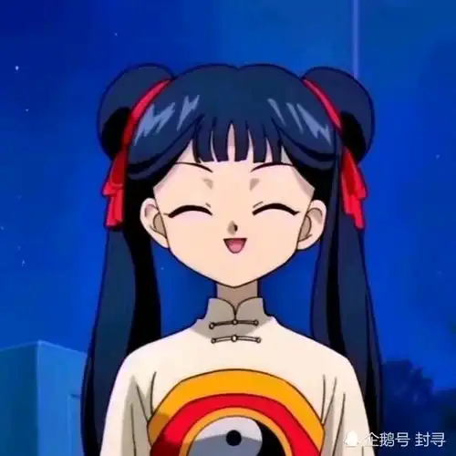 她是个黑熊精虽然女孩子家家的介绍自己是黑熊精很不好听,但她真的是黑熊精,而且哔哩哔哩