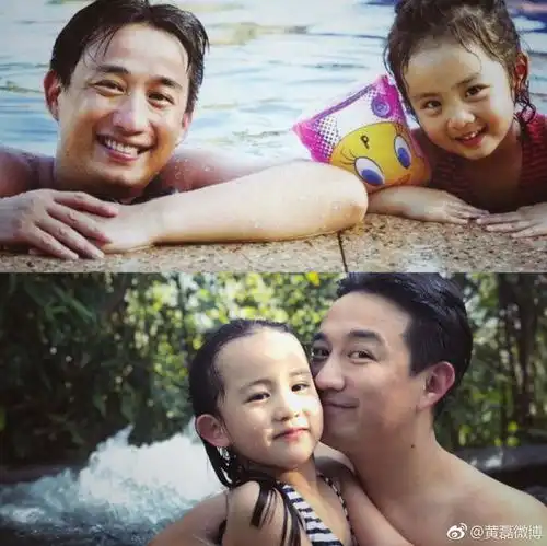 黄磊晒两个女儿对比照,笑称铁打的爸爸流水的娃,妹妹如同小黄磊