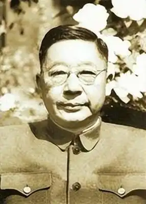 老舍得知情人落难偷寄去800元,7年后妻子怀恨举报他作风有问题