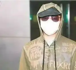 陈冠希当爹啦颜值富豪冠希身价几十亿张柏芝后悔嫁给谢霆锋吗