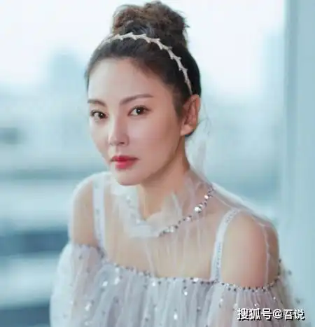张雨绮婚姻失败,张靓颖因绯闻男友上热搜,她们的眼光为啥被嘲