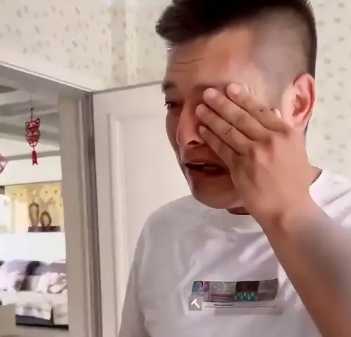 山东一孩子高考642分,爸爸得知后瞬间哭成泪人,妈妈一句话亮了