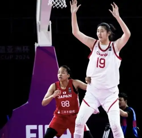 人情味女篮两国手离队姚明郑薇亲自送别三大遗珠让人惋惜