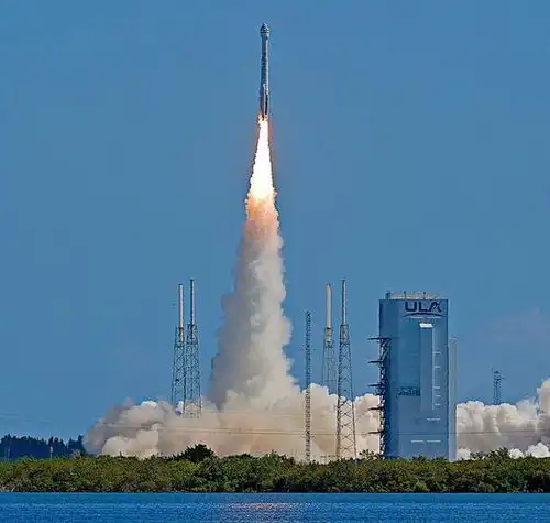 波音星际客机无法返航,国防部甩锅中国,意大利站出来说印度干的