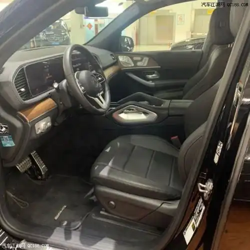 进口奔驰gls580国六天津港现车配置报价解析