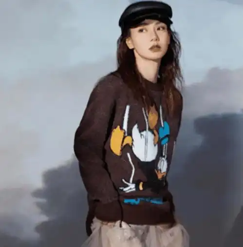 李承铉彻底管不住戚薇了,把女儿的裤子当靴子穿,潮到我没话说