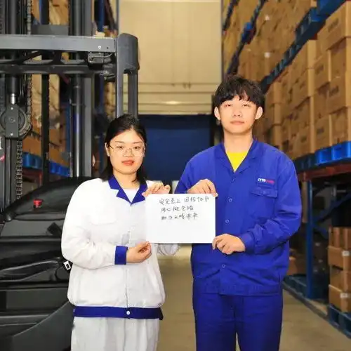 五一我们用一组图片致敬奋斗的天晴人