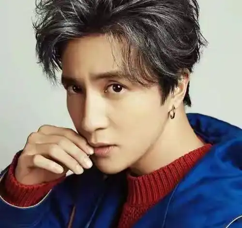 薛之谦的人生经历令人痛心,他的歌听得懂是经历,听不懂是幸运爸爸音乐孩子