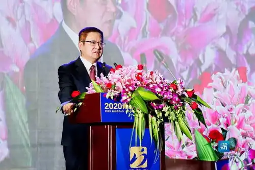 腾远资讯2020开门红,腾远摘得崂山区企业家大会两项殊荣