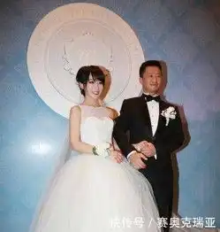 上台领奖都不穿礼服的郑爽,将穿礼服的美都展现在了好友的婚礼上