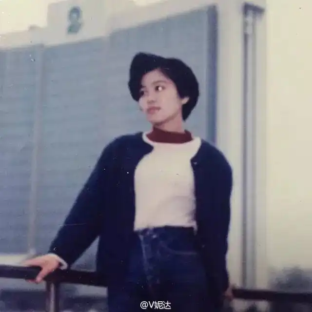 红人福州万妮达开始全国巡演,母亲也是个美女