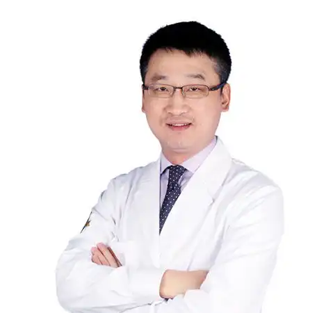 专注美齿博采众长记麦芽博士专家团
