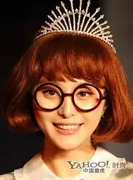 明星装嫩自拍利器李小璐倪妮赛过90后杨紫