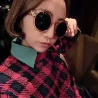 长发及腰的女生头像二手情话和二手烟一样恶心
