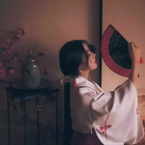 小哥哥小姐姐头像