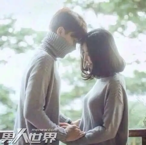 同学聚会遇见初恋女友聚会后第二天妻子非要和我离婚