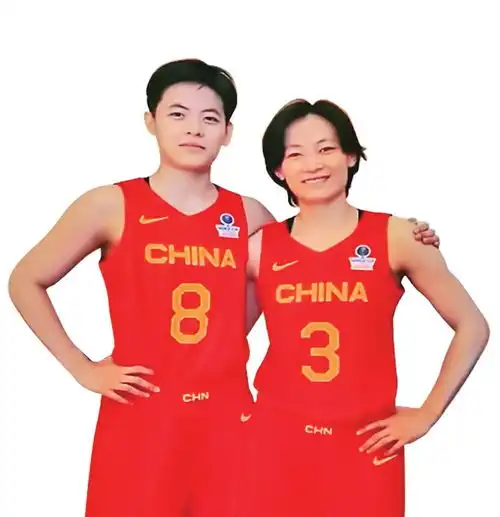 昆明一对姊妹花参加女篮亚洲杯