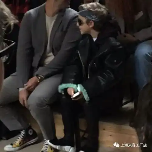 长这么大,你可能还没一个9岁小孩会穿衣服