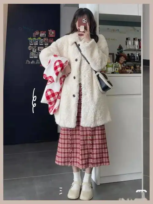 学生党必备丨26套甜美奶油色冬季穿搭,保暖又显白,绝了
