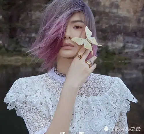 戚薇节目中起床忘记有摄像头,发现时已经晚了,网友整容脸彻底崩了