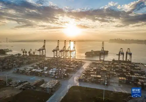 中国特色社会主义道路越走越宽广十个明确彰显马克思主义中国化新飞跃述评之二