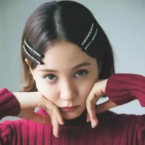 奶奶风发夹一出手,复古女孩就颤抖