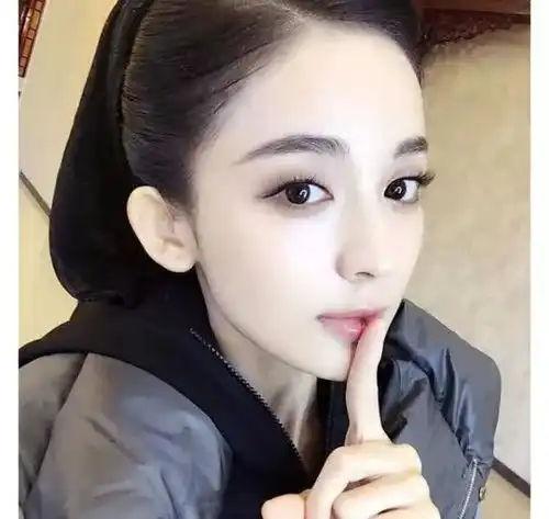 娜扎被爆亲热视频,到底是遇人不淑还是苍蝇不叮无缝的蛋