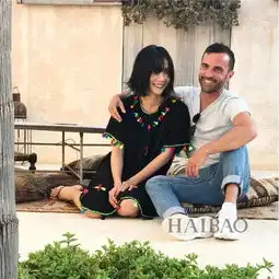 哇塞贝嫂家庭大合照,肉肉小七很抢眼,设计师toryburch晒双胞胎儿子帅炸天