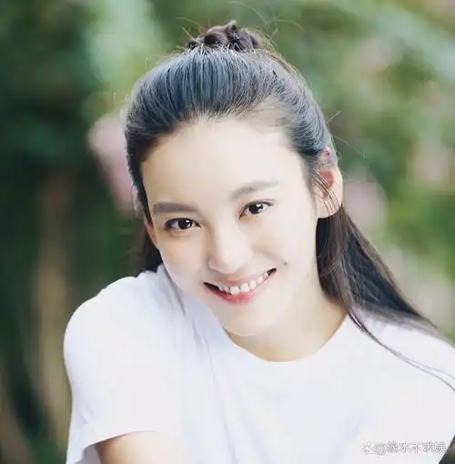公诉精英除了迪丽热巴,这几位女配也很惊艳,生活照也很美
