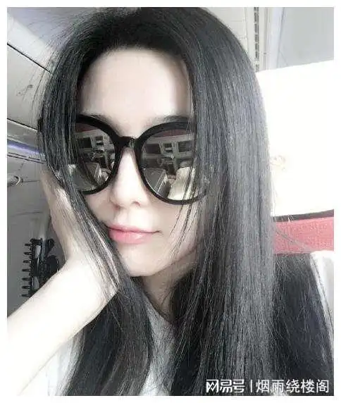 老婆出差坐老板的车,这墨镜有点不太对劲啊......